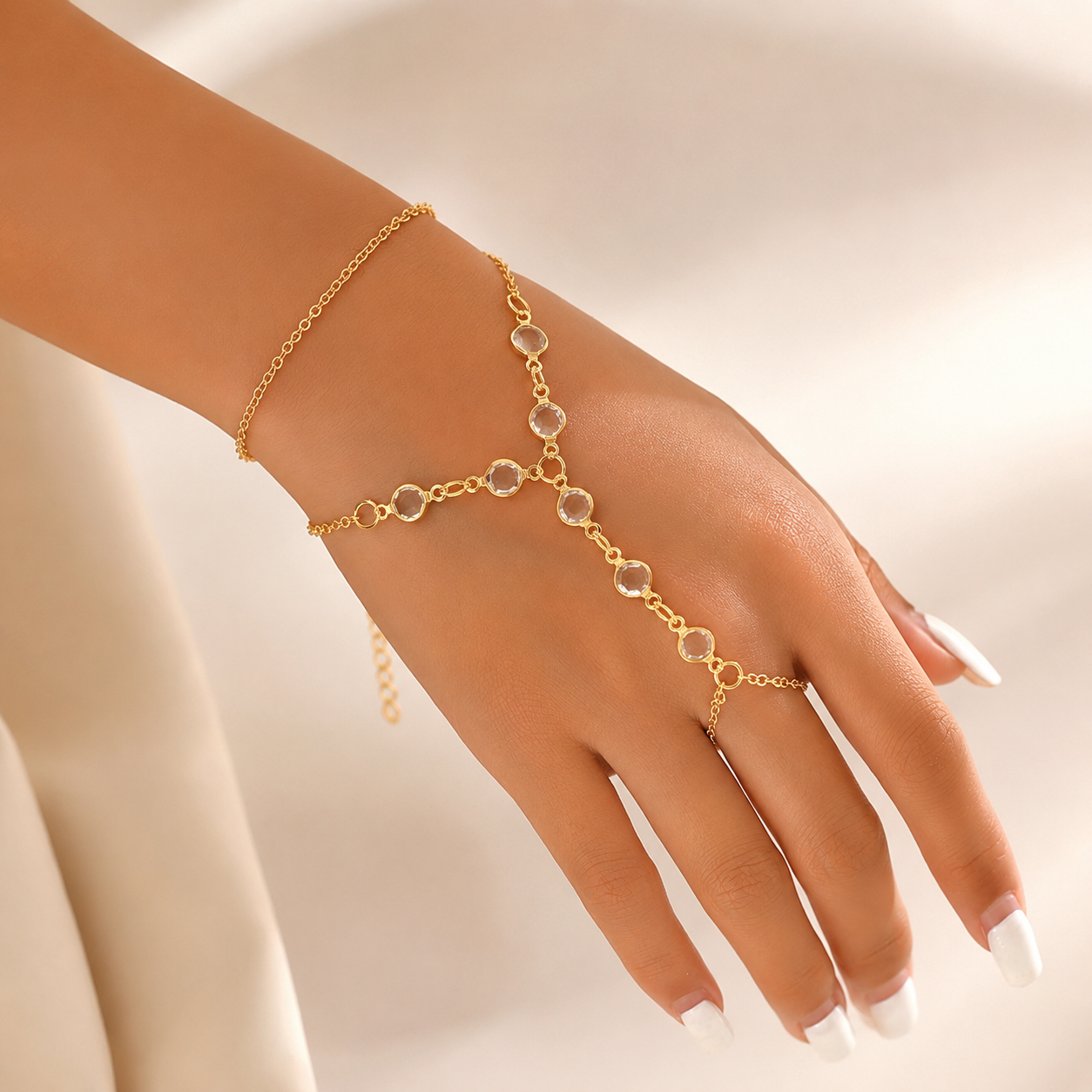 Luna Hand Chain